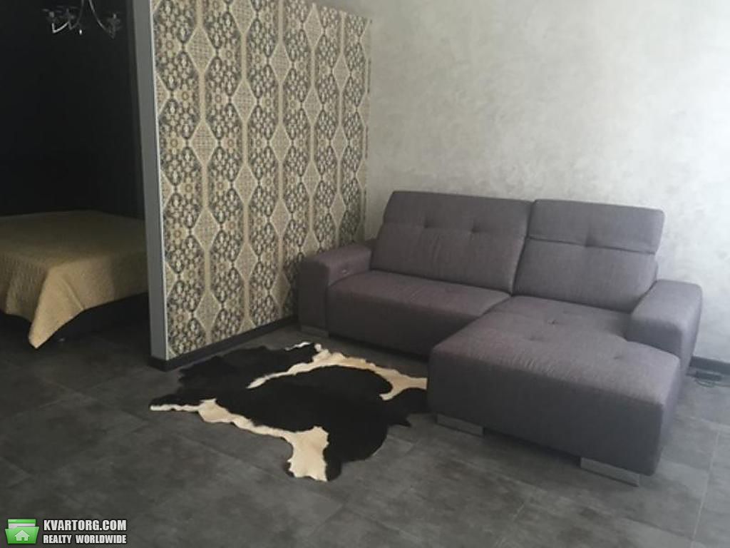 Rent out 1-room apartment. Киев,  Златоустовская — photo 10