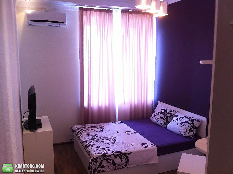 Rent out 2-room apartment. Киев, Гагарина — photo 4