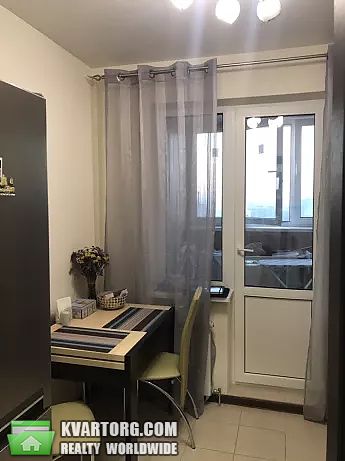 Rent out 1-room apartment. Киев,  Межевая — photo 9