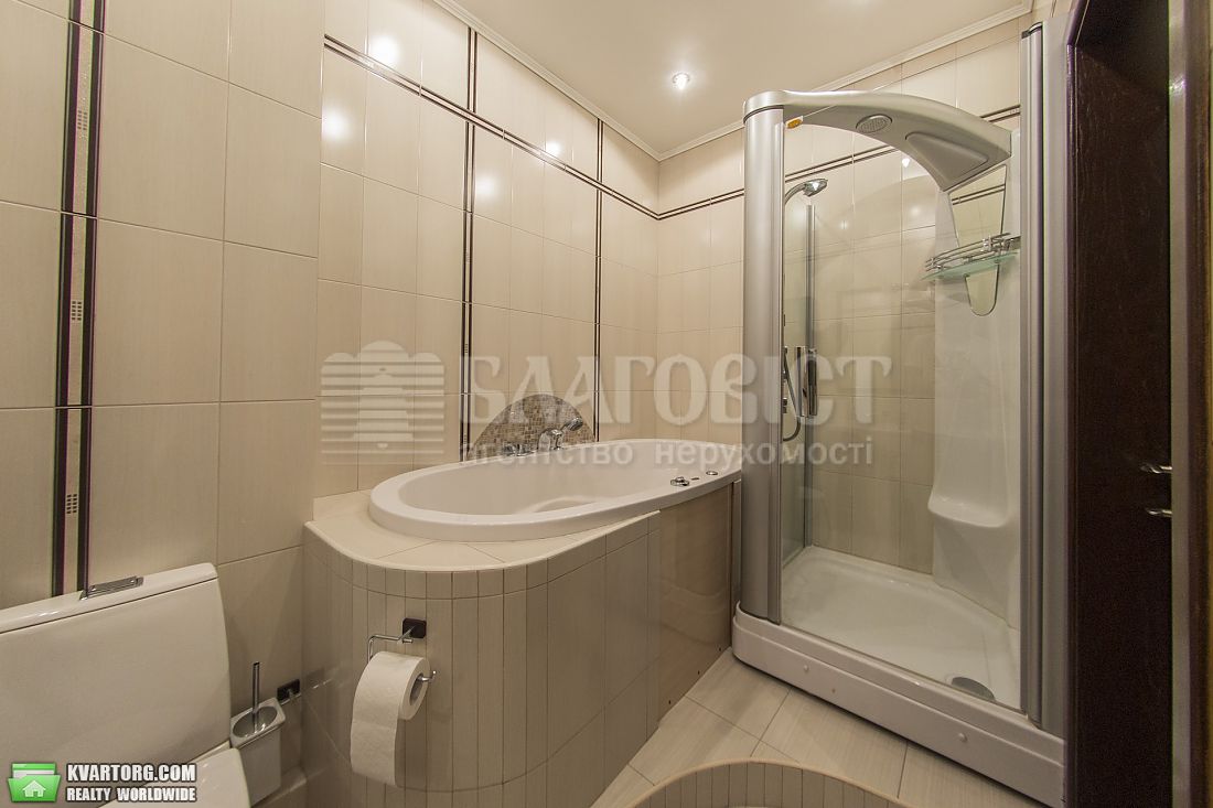 Rent out 2-room apartment. Киев,  Барбюса — photo 2