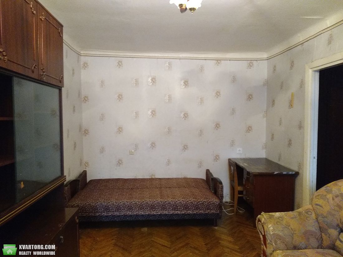 Rent out 1-room apartment. Киев, Строителей — photo 3