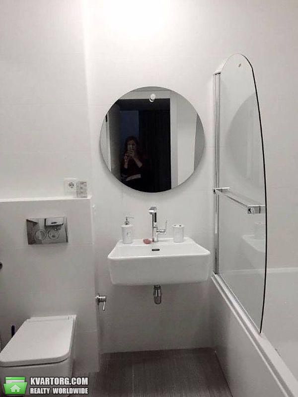 Rent out 1-room apartment. Киев,  Саксаганского — photo 8