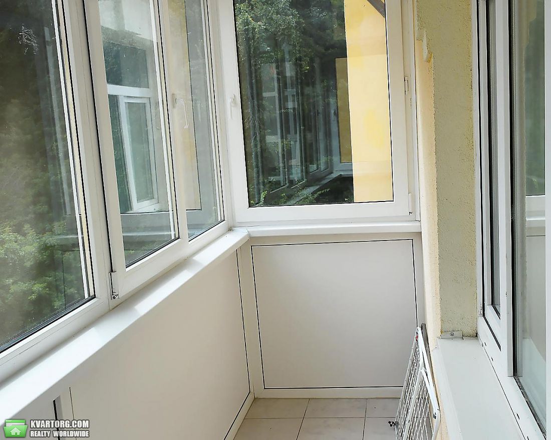 Rent out 2-room apartment. Киев,  Ярославский пер — photo 2