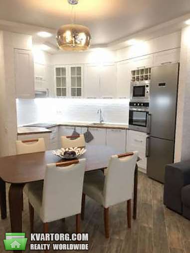 Sell 2-room apartment. Киев,  Липковского — photo 1