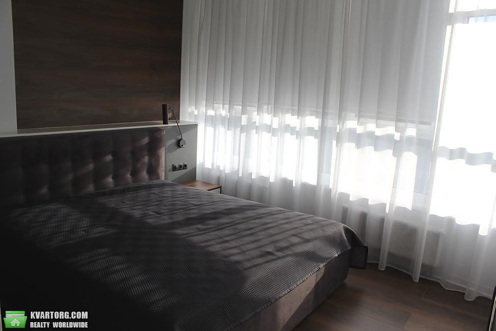 Rent out 3-room apartment. Киев,  Кловский спуск — photo 6