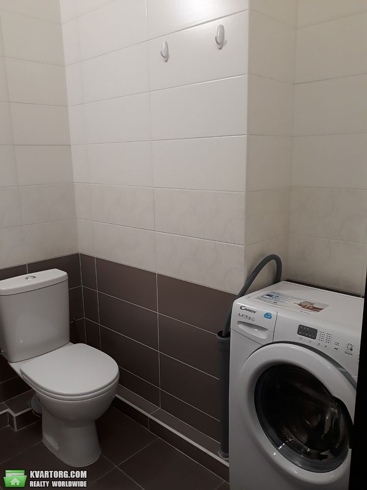 Rent out 1-room apartment. Киев, Пчилки — photo 5