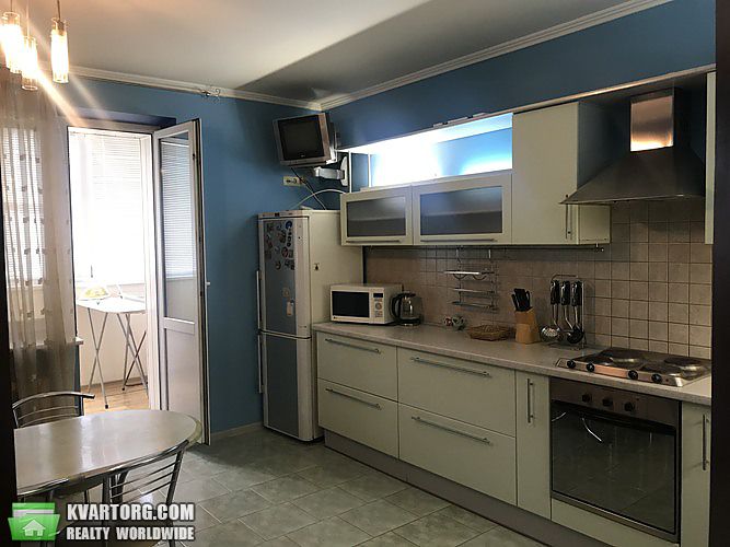 Rent out 2-room apartment. Киев,  Княжий Затон — photo 6