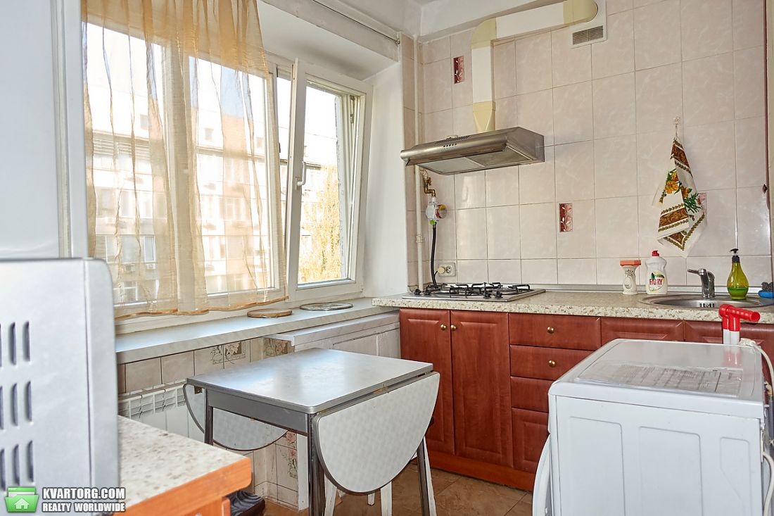 Rent out 2-room apartment. Киев,  Леси Украинки бул — photo 6