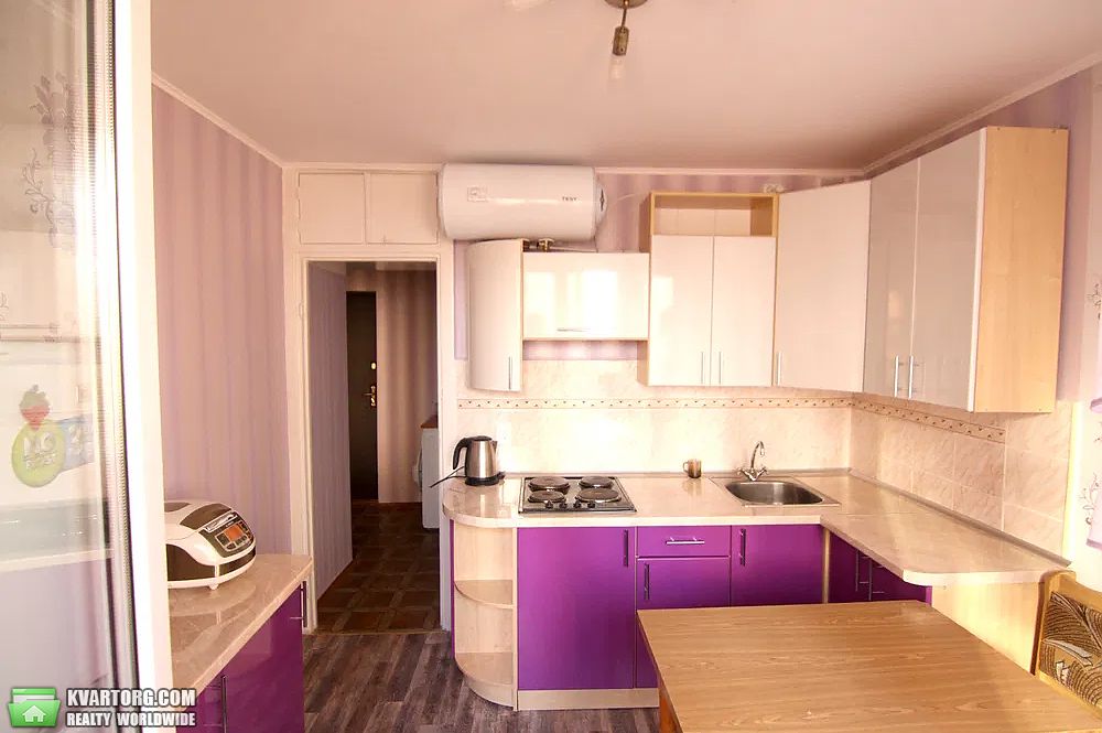 Rent out 1-room apartment. Киев,  Островского — photo 1