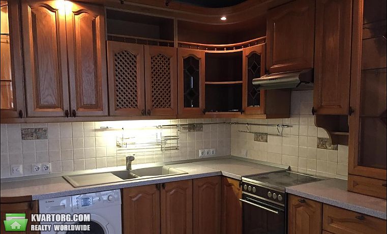 Rent out 3-room apartment. Киев,  Кошица — photo 7