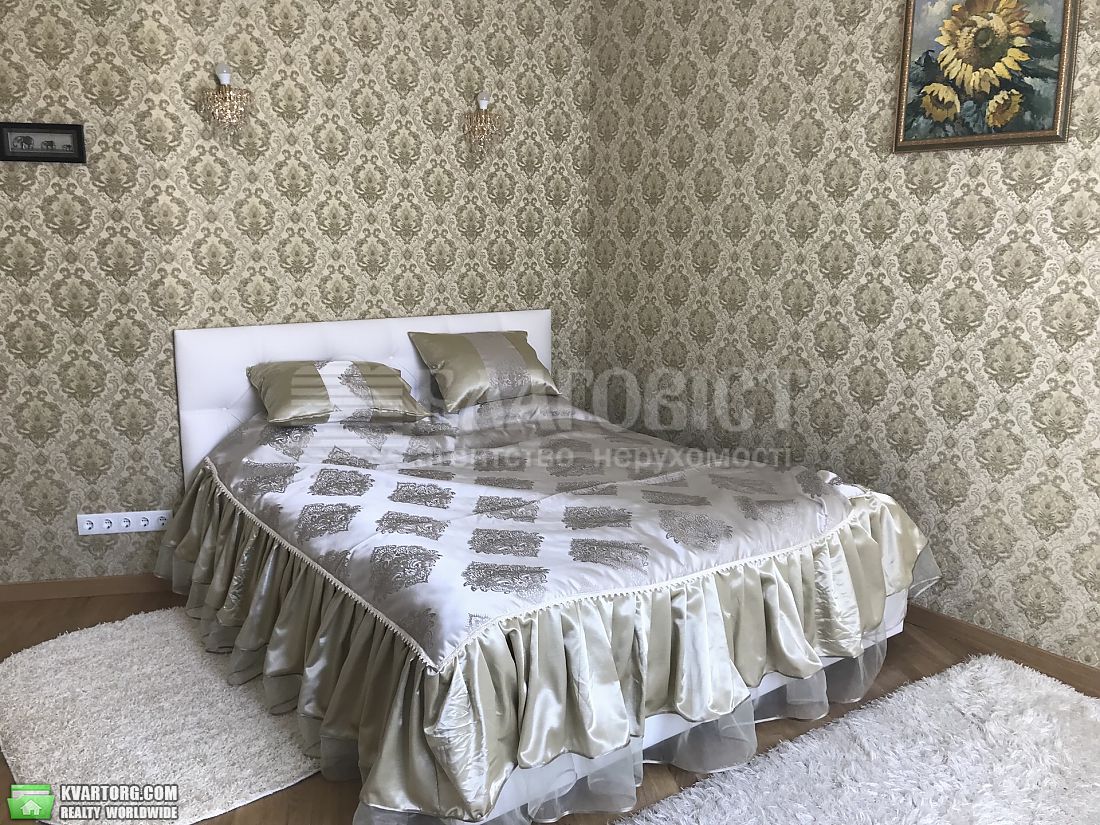 Rent out 3-room apartment. Киев,  Барбюса — photo 3
