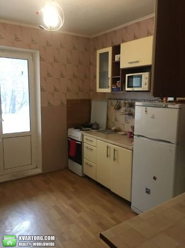 Sell 3-room apartment. Киев,  Олевская — photo 2
