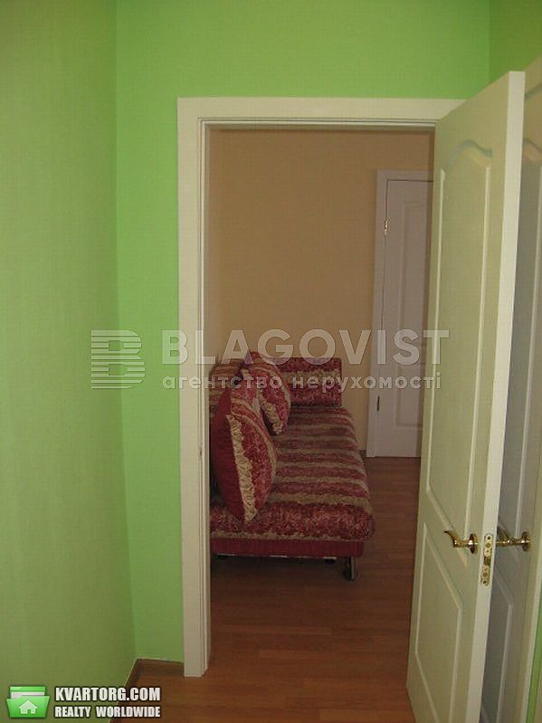 Rent out 2-room apartment. Киев,  Печерский спуск — photo 5