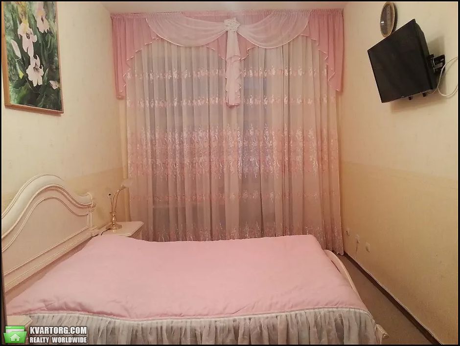 Rent out 2-room apartment. Киев, Пожарского — photo 4