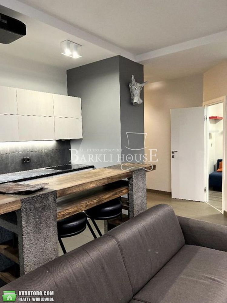 Rent out 3-room apartment. Киев,  Глубочицкая — photo 3