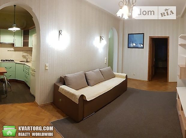 Rent out 2-room apartment. Киев,  Спасская — photo 1