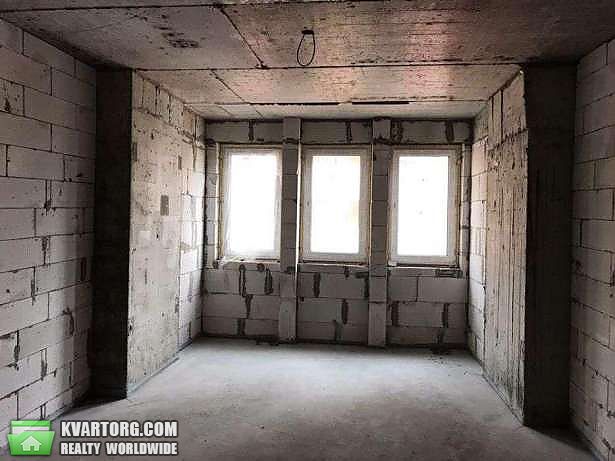 Sell 2-room apartment. Киев,  Эрнста — photo 2