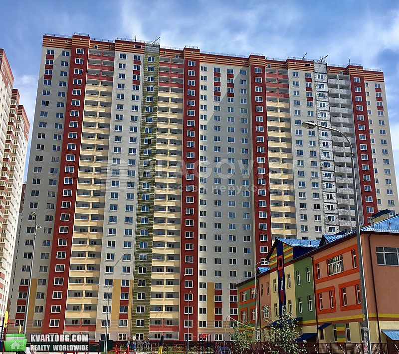 Rent out 2-room apartment. Киев,  Гмыри — photo 5