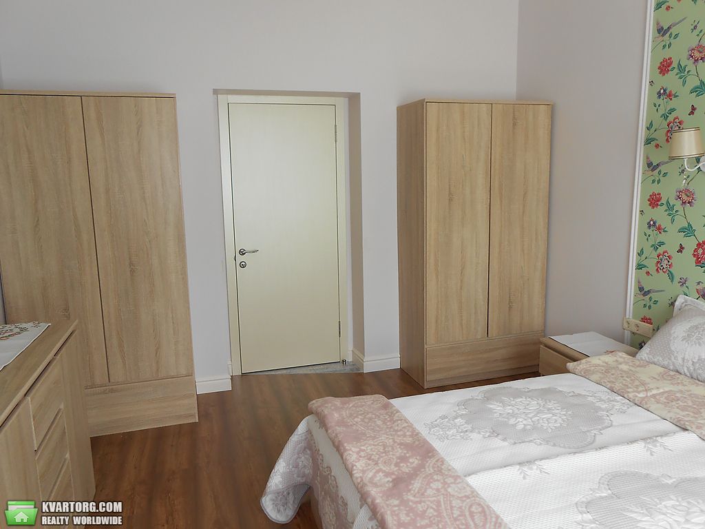 Rent out 3-room apartment. Киев,  Лысенко — photo 7