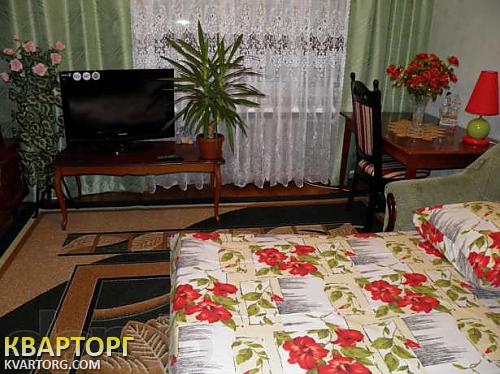 Sell 2-room apartment. Киев,  Гарматная — photo 1