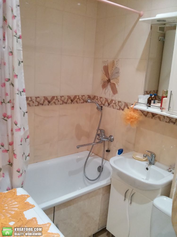 Rent out 1-room apartment. Киев,  Днепровская наб — photo 7