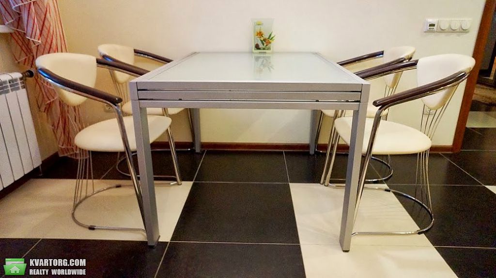 Rent out 2-room apartment. Киев,  Гмыри — photo 8