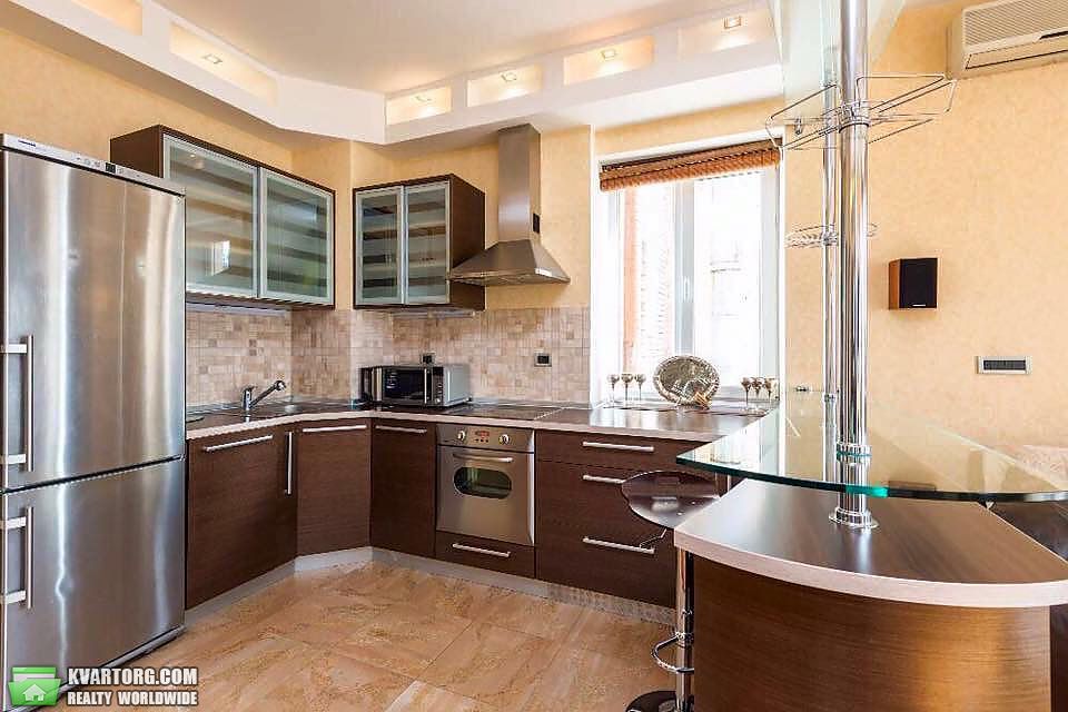 Rent out 2-room apartment. Киев,  Кропивницкого — photo 9