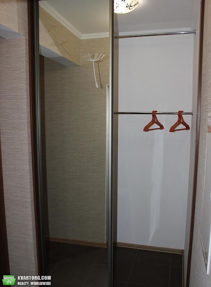 Rent out 2-room apartment. Киев,  Клавдиевская — photo 3