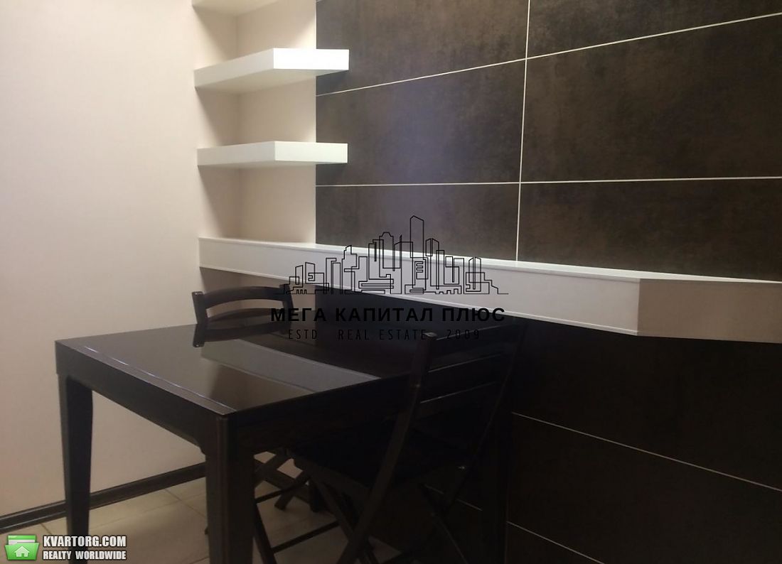 Rent out 2-room apartment. Киев,  Харьковское шоссе — photo 2