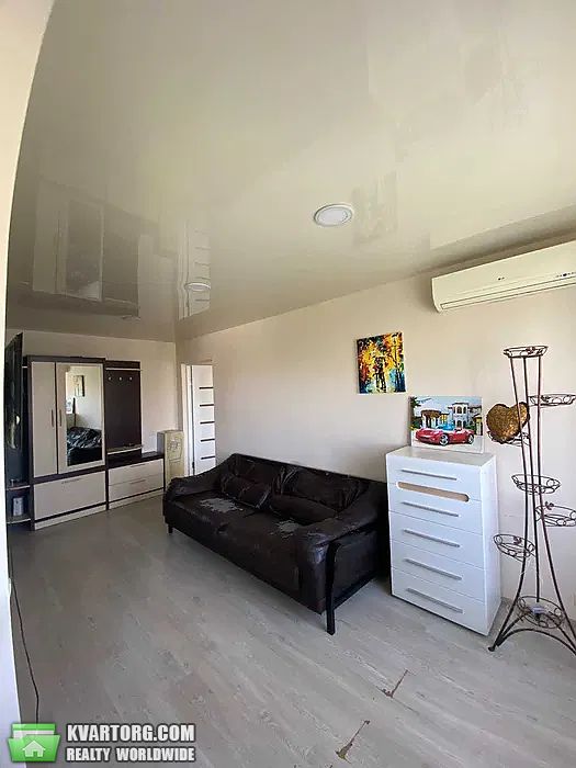 Rent out 2-room apartment. Киев, Александра Бойченко 4 — photo 6