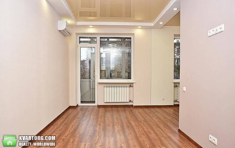 Sell 2-room apartment. Киев,  Уманская — photo 2