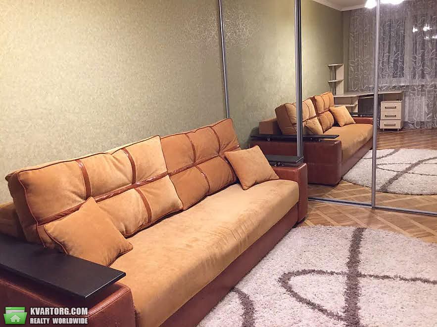 Rent out 2-room apartment. Киев,  Донца — photo 3