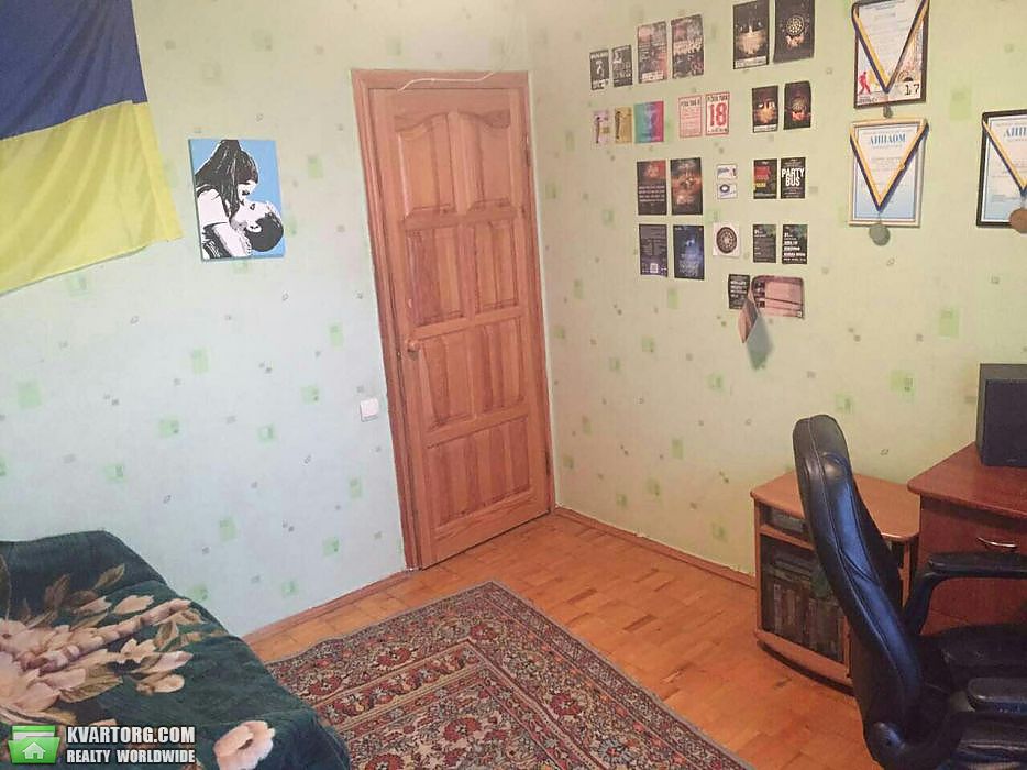 Sell 2-room apartment. Киев,  Булаховского — photo 1