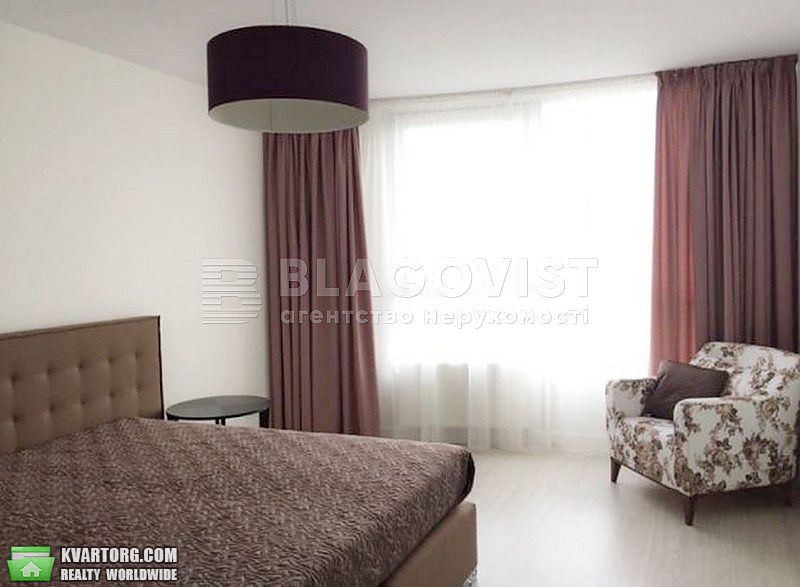 Rent out 2-room apartment. Киев,  Коломиевский пер — photo 1