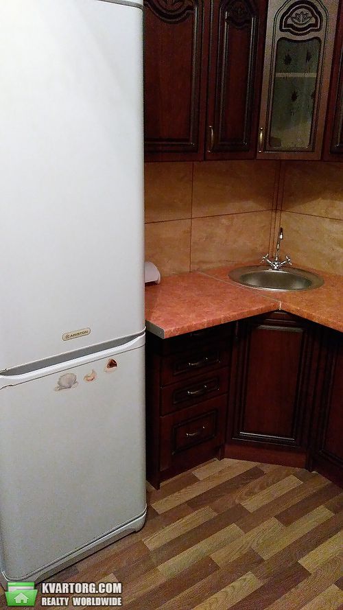 Rent out 2-room apartment. Киев,  Чавдар — photo 3