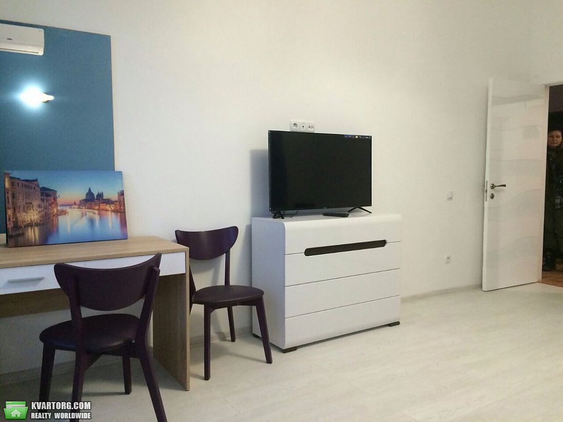 Rent out 2-room apartment. Одесса, Маршала Говорова — photo 6