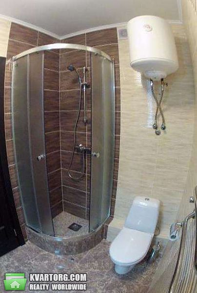 Rent out 2-room apartment. Киев, Леси Украинки бул — photo 8