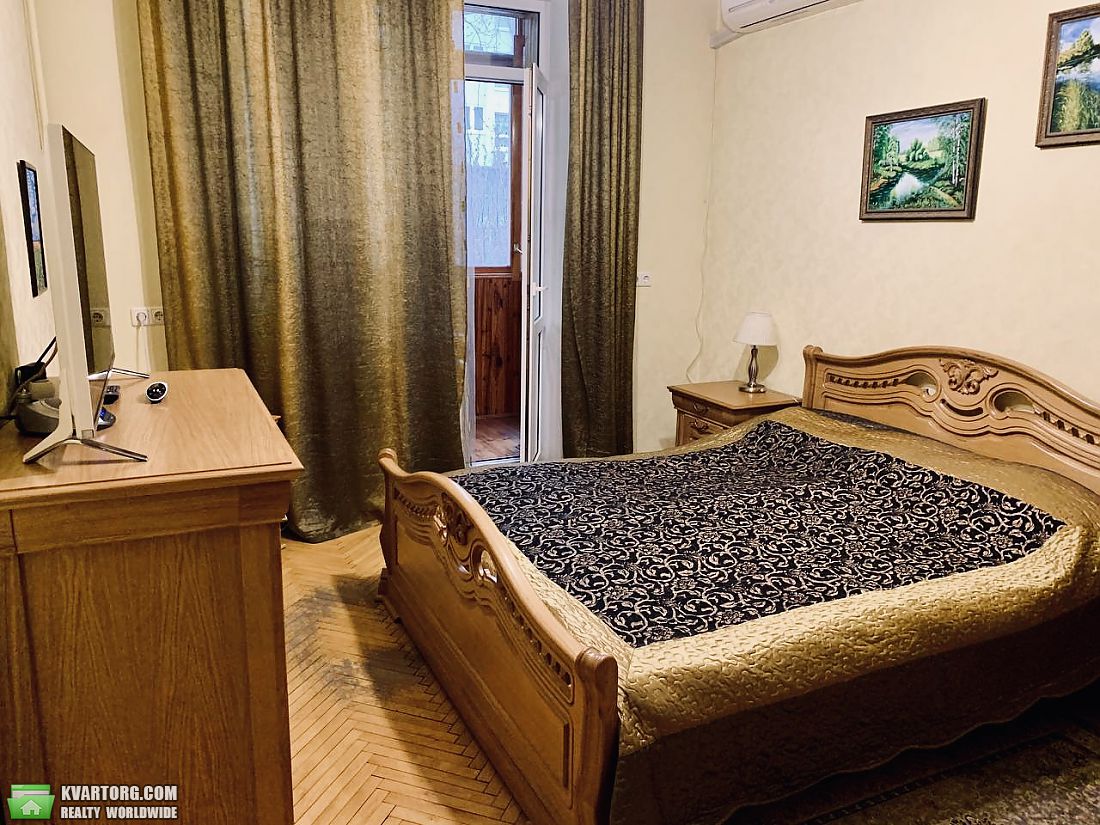 Sell 2-room apartment. Киев,  Лабораторная — photo 2