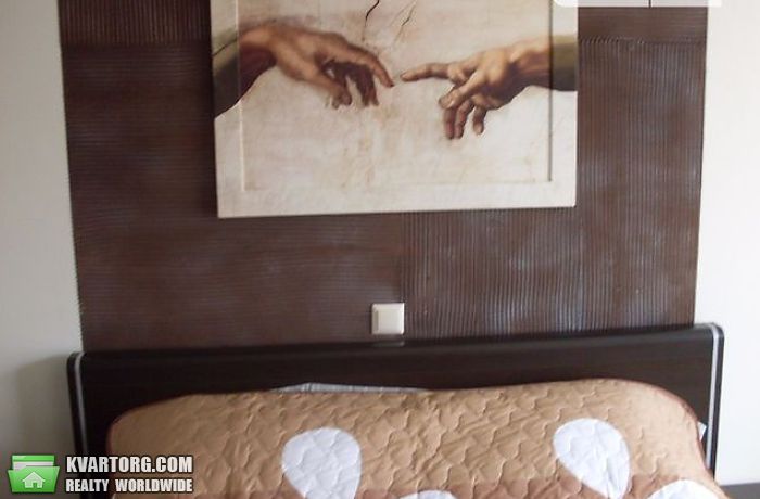 Rent out 2-room apartment. Киев, проспект победы — photo 5