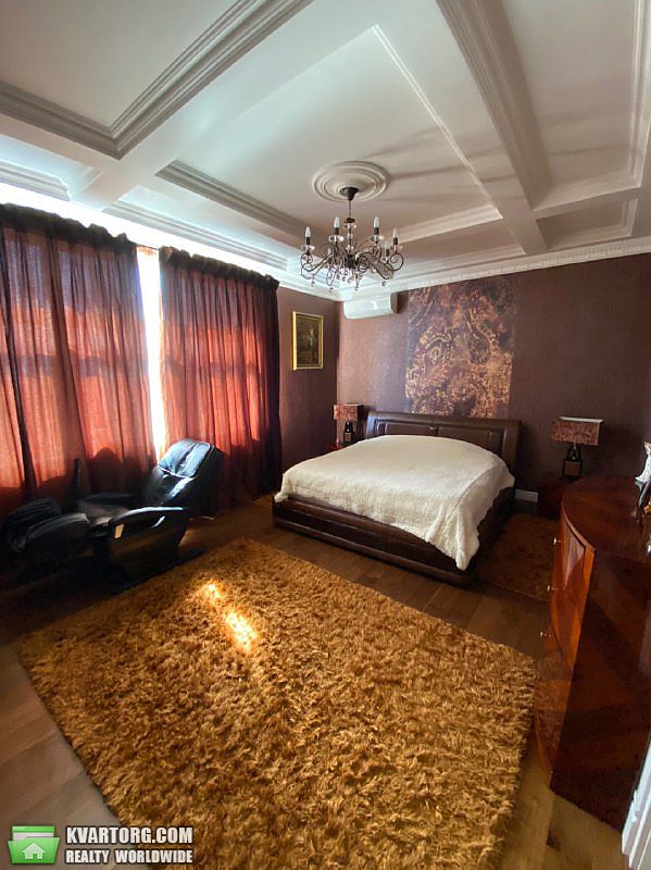Rent out 4-room apartment. Киев,  Соломенская — photo 6