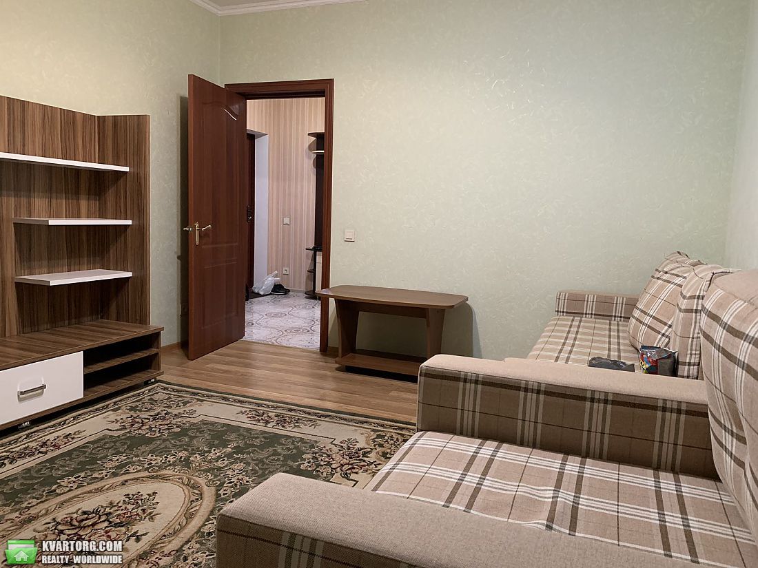 Rent out 1-room apartment. Киев, Эрнста — photo 7