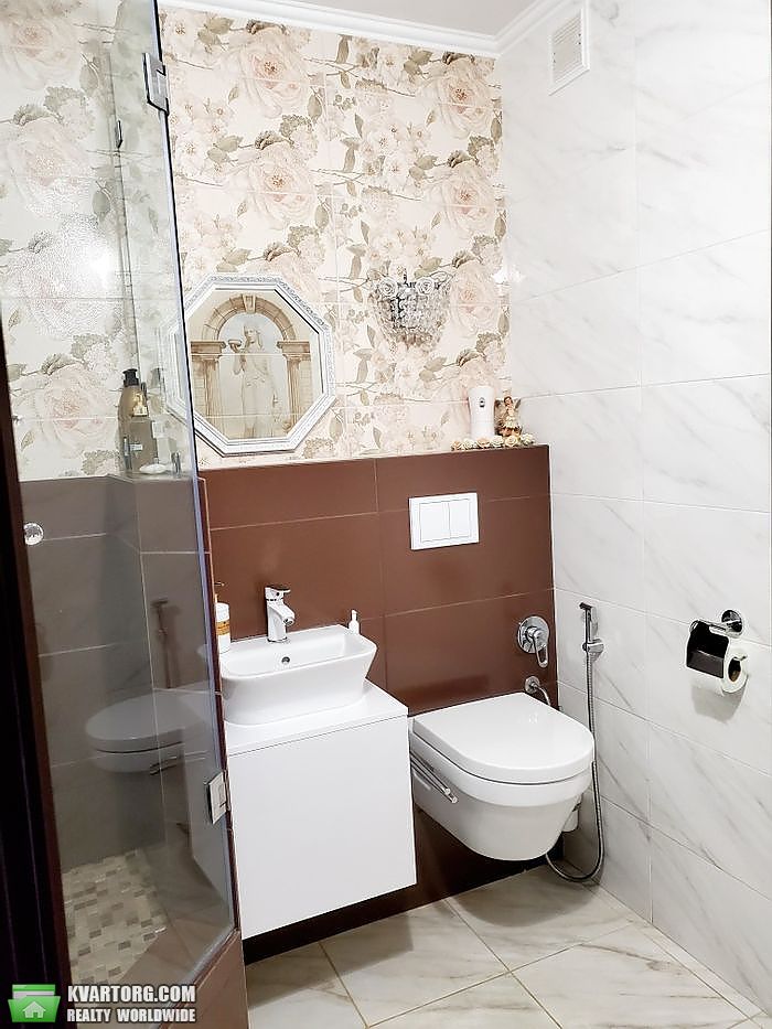 Sell 2-room apartment. Киев,  Ломоносова — photo 1