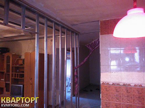 продам 2-комнатную квартиру. Киев,   Новодарницкая - фото 2