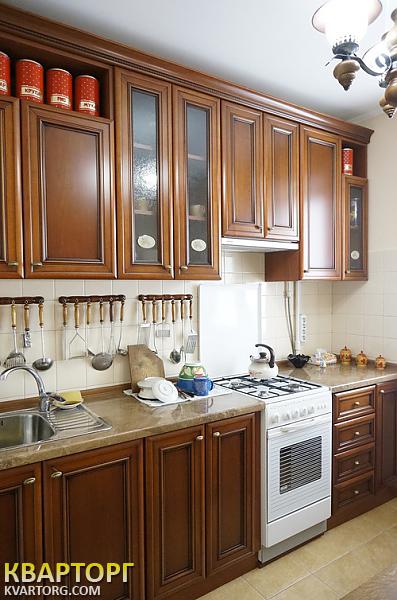 Rent out 2-room apartment. Киев, Мостицкая — photo 2