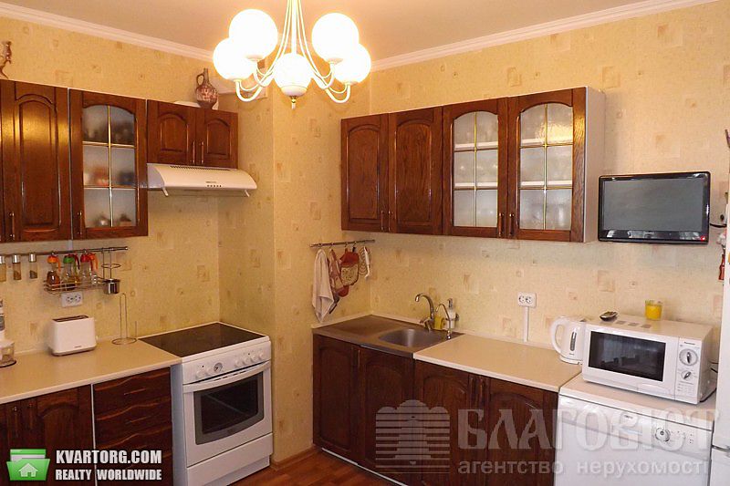 Sell 3-room apartment. Киев,  Пчелки — photo 1