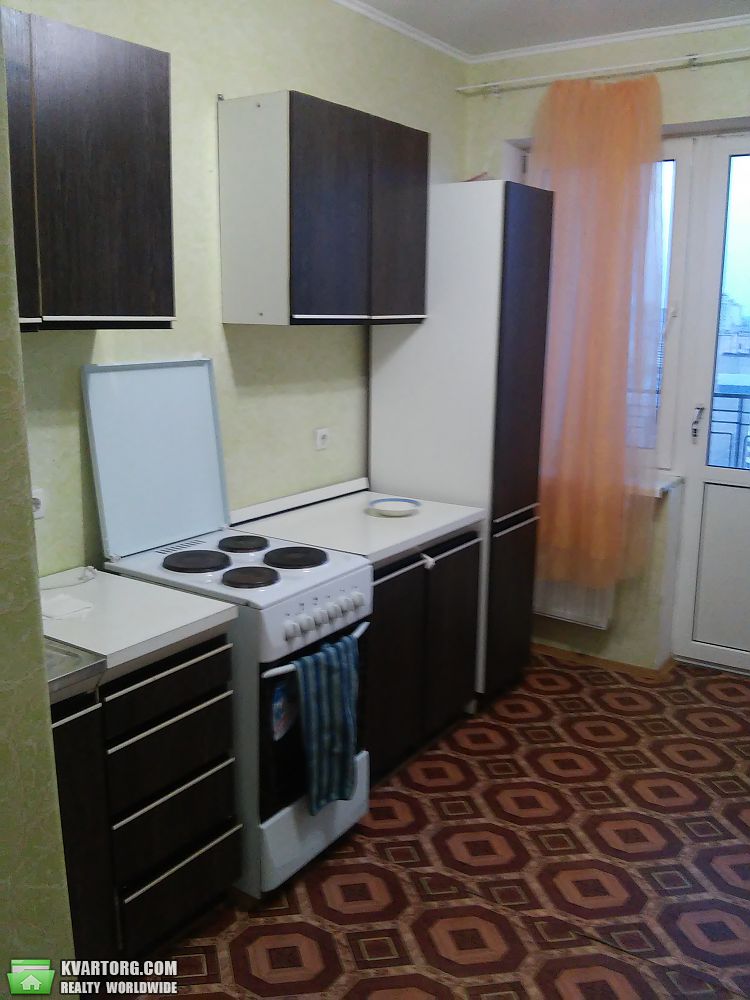 Rent out 3-room apartment. Киев,  Градинская — photo 8