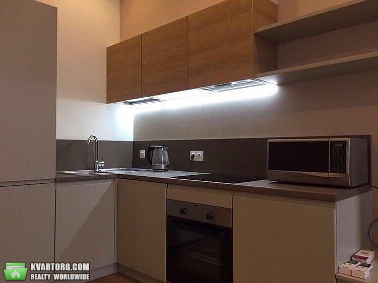 Rent out 2-room apartment. Киев, Драгомирова ул. — photo 5