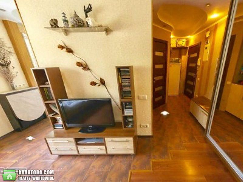 Sell 2-room apartment. Киев,  Чистяковская — photo 2
