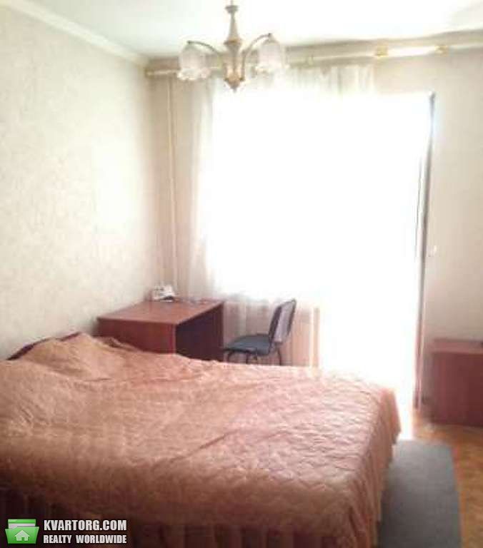 Sell 2-room apartment. Киев,  Героев Днепра — photo 2