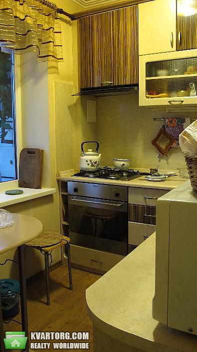 Sell 2-room apartment. Киев,  Ромена Роллана бул — photo 1